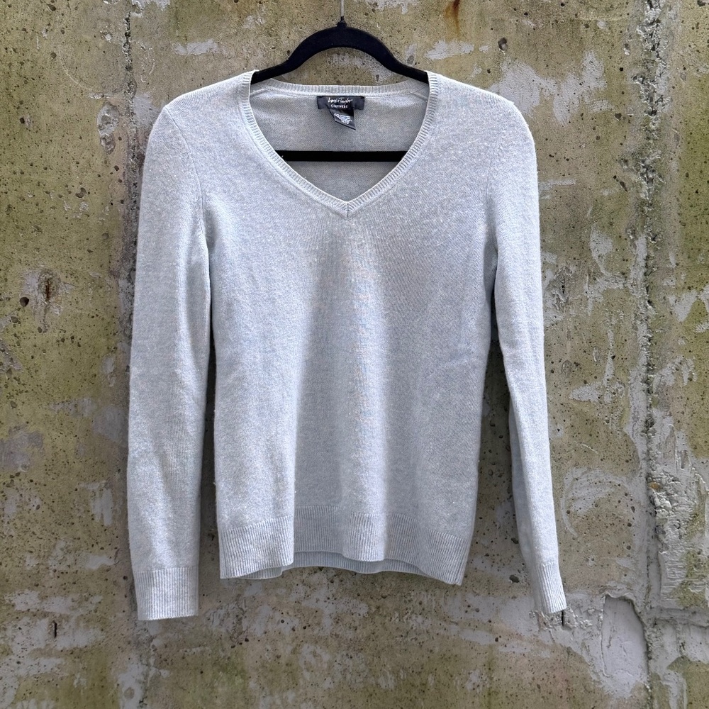 Lord & Taylor 100% Cashmere V-Neck Sweater, Very Pale Blue, XS